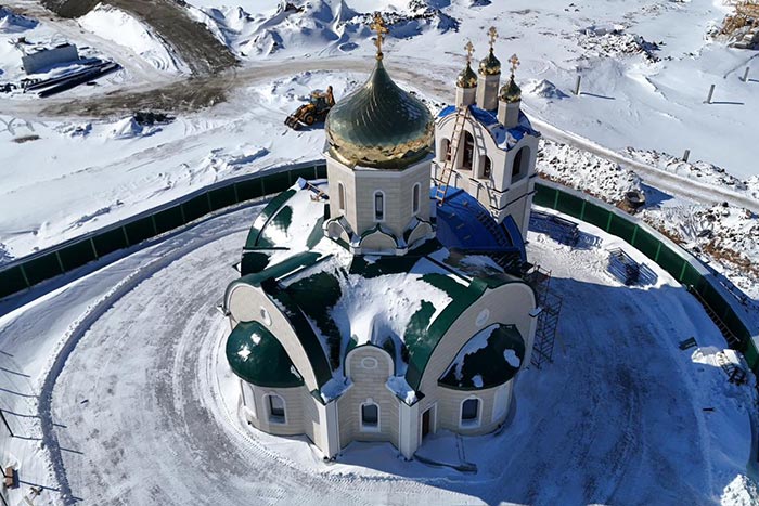 Глава Митрополичьего округа посетил строительную площадку храмового комплекса в честь Всех святых, в земле Казахстанской просиявших