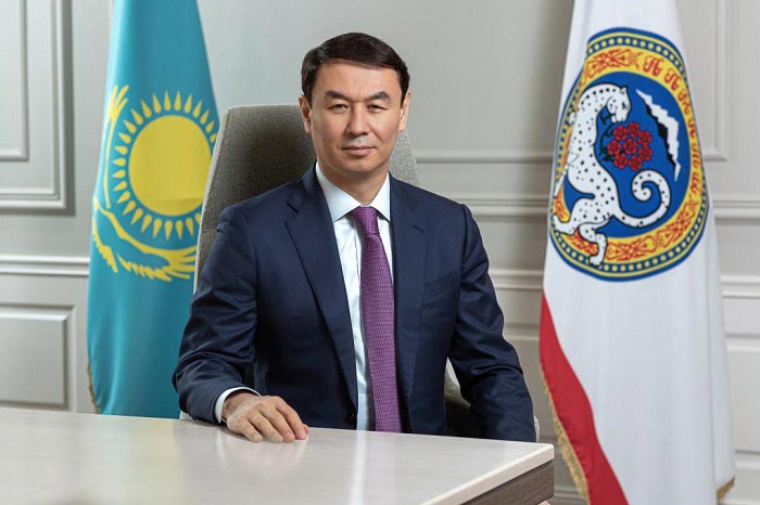 Поздравление акима города Алма-Аты Д.А. Сатыбалды с Рождеством Христовым