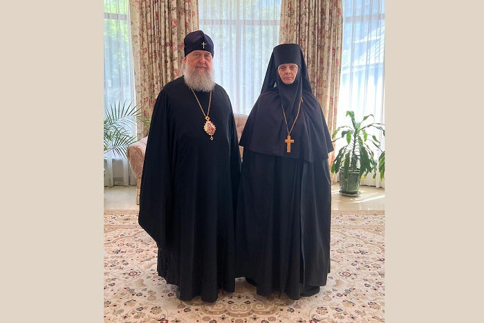 Митрополит Александр обсудил с настоятельницей столичного монастыря в честь иконы Божией Матери «Взыскание погибших» актуальные вопросы жизни обители