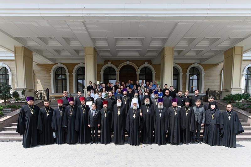 В Алма-Атинской духовной семинарии состоялся торжественный выпускной акт