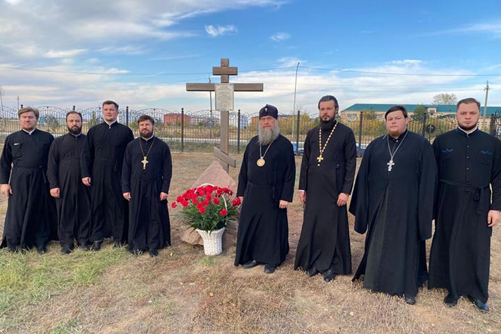 В день памяти Собора казахстанских святых Глава Митрополичьего округа совершил заупокойную литию на месте подвигов новомучениц Акмолинских