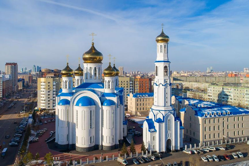 В неделю преподобной Марии Египетской Глава Казахстанского Митрополичьего округа совершил Литургию в Успенском кафедральном соборе Нур-Султана
