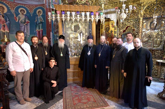 Продолжается паломничество делегации Русской Православной Церкви к святыням Афона