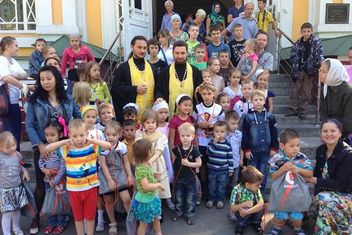 Социальной службе Вознесенского кафедрального собора города Алма-Аты исполнилось три года