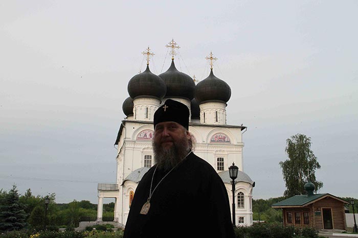 Митрополит Астанайский и Казахстанский Александр совершил паломничество к святыням Вятской земли