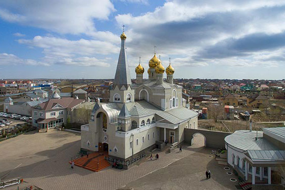 Начался архипастырский визит Главы Казахстанского Митрополичьего округа в Карагандинскую епархию