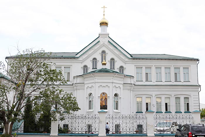 В день памяти семи Ефесских отроков митрополит Александр совершил Литургию в Знаменско-Абалацком женском монастыре Семипалатинска