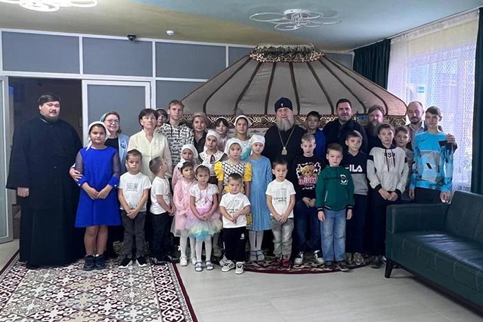 Митрополит Александр посетил центр социальной защиты Казахстанского Митрополичьего округа