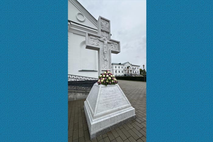 В Усть-Каменогорске установлен и освящен поклонный крест в память убиенных в годы репрессий в XX веке в Восточном Казахстане 