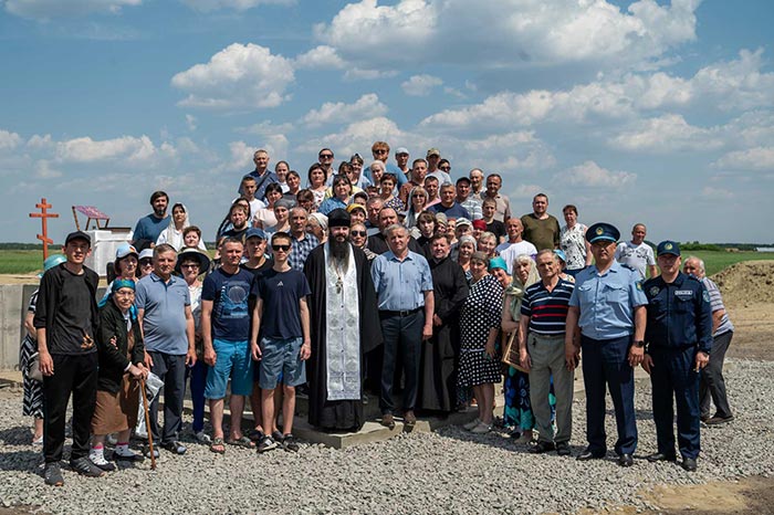 В селе Владимировка состоялась закладка храма в честь святителя Николая Чудотворца