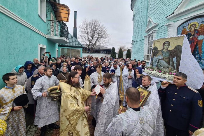 Престольный праздник главного храма Уральской епархии