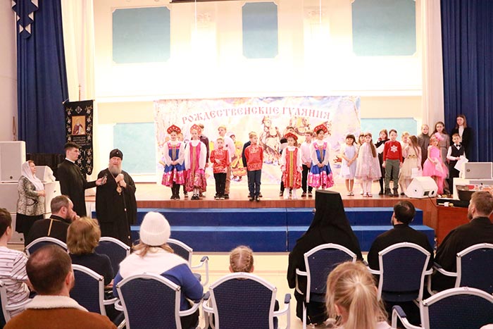 Глава Митрополичьего округа поздравил духовенство и учащихся воскресных школ казахстанской столицы с Рождеством Христовым 