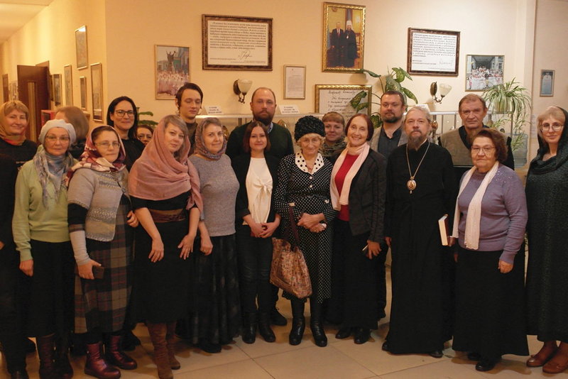Состоялась встреча епископа Геннадия с учащимися богословских курсов при Никольском соборе Алма-Аты 