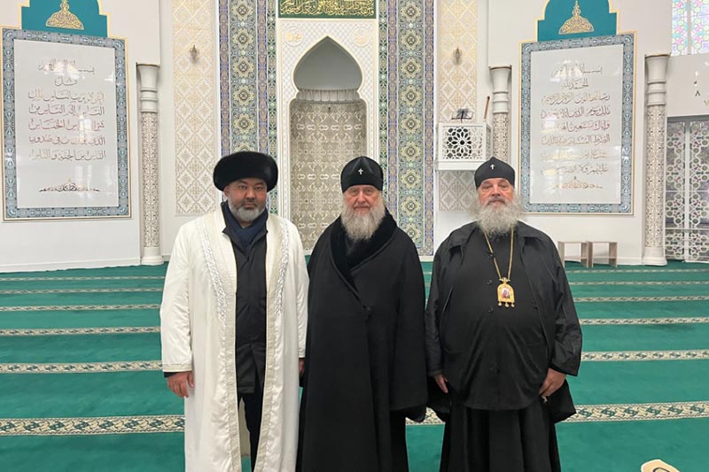 Состоялась встреча митрополита Александра с главным имамом Духовного управления мусульман Казахстана по Павлодарской области