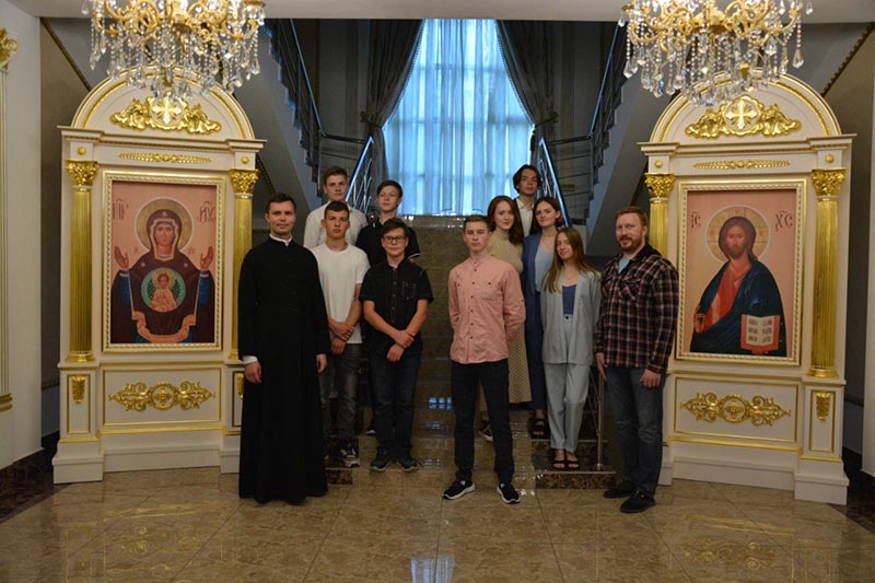 Духовно-культурный центр Казахстанского Митрополичьего округа посетили активисты Православного молодежного движения Кокшетауской епархии
