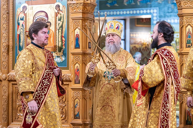 В день памяти преподобного Макария Великого митрополит Александр совершил Литургию в Иверско-Серафимовском монастыре Алма-Аты