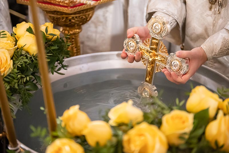 Прямая трансляция Литургии и чина великого освящения воды из Вознесенского кафедрального собора Алма-Аты (ВИДЕО)