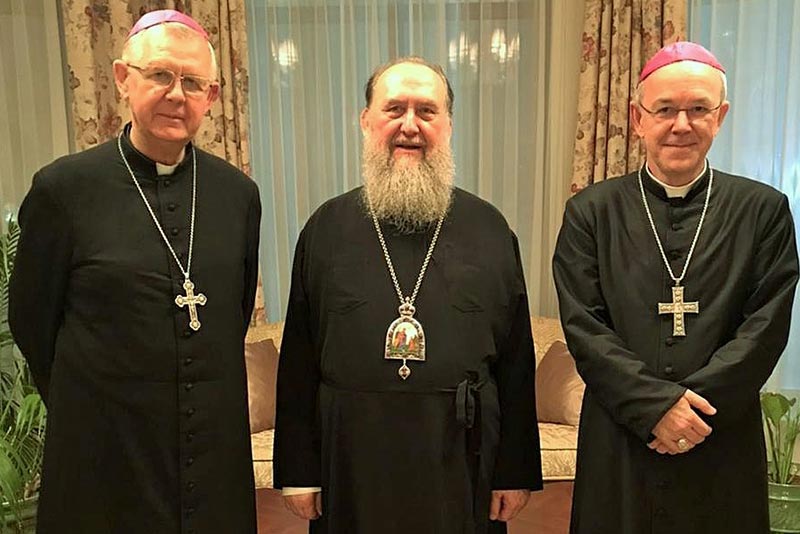 Митрополит Александр и католический архиепископ Томаш Пэта обсудили вопросы межхристианского и межрелигиозного диалога в Казахстане