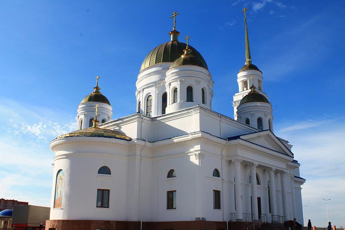 Глава Казахстанского Митрополичьего округа совершил малое освящение новопостроенного Воскресенского собора города Кокшетау