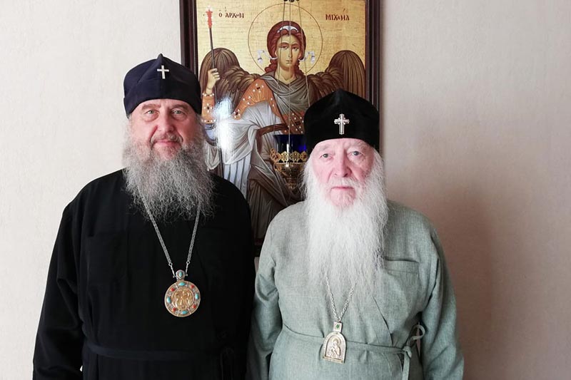 В столице Западного Казахстана митрополит Александр провел встречу с архиепископом Уральским и Актюбинским Антонием