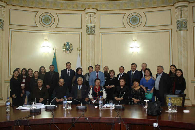 Епископ Геннадий принял участие в заседании круглого стола «Казахстан в моей судьбе»