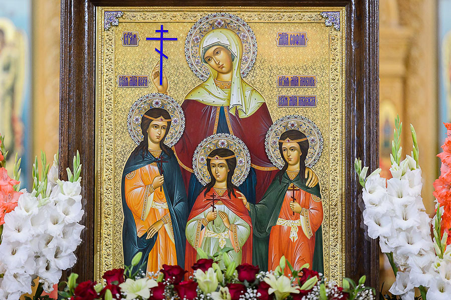 В Алма-Ате молитвенно почтили память мучениц Веры, Надежды, Любови и Софии – небесных покровительниц Семиречья