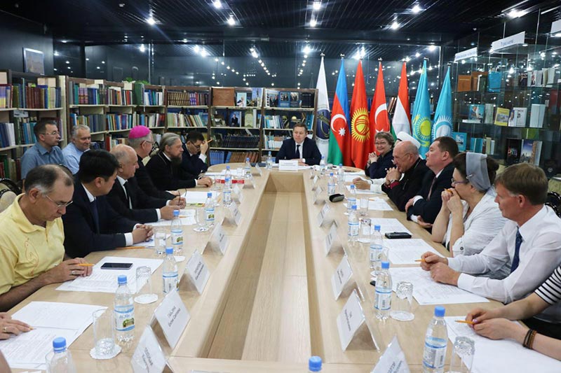 Епископ Геннадий принял участие в заседании Собрания представителей религиозных объединений Казахстана