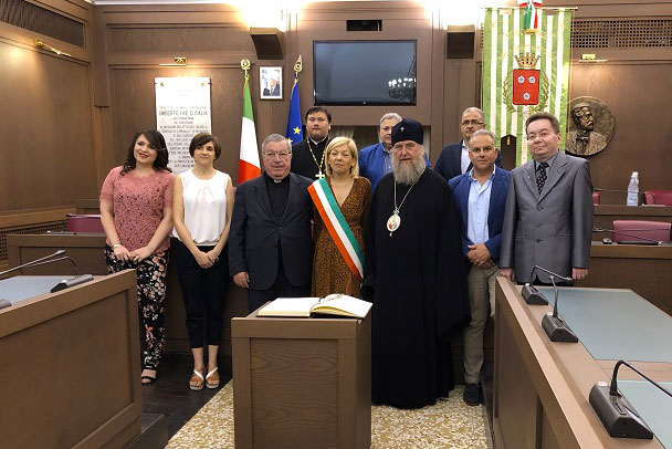 Состоялась встреча митрополита Александра с руководством итальянского города Монополи 