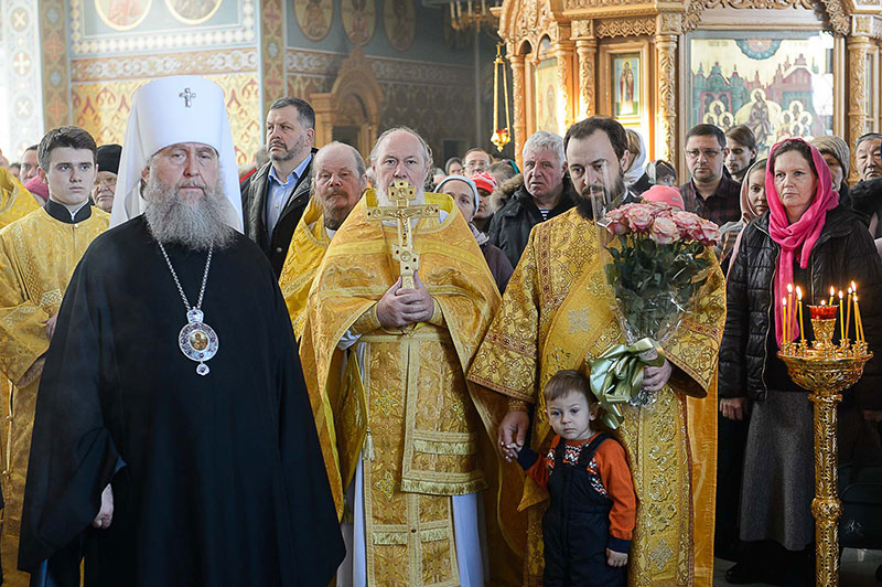 Глава Православной Церкви Казахстана совершил воскресную Литургию в Иверско-Серафимовской обители Алма-Аты
