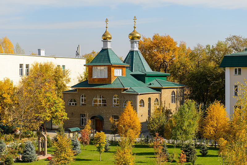В Матронинском храме Иверско-Серафимовского монастыря состоится молодежная Литургия
