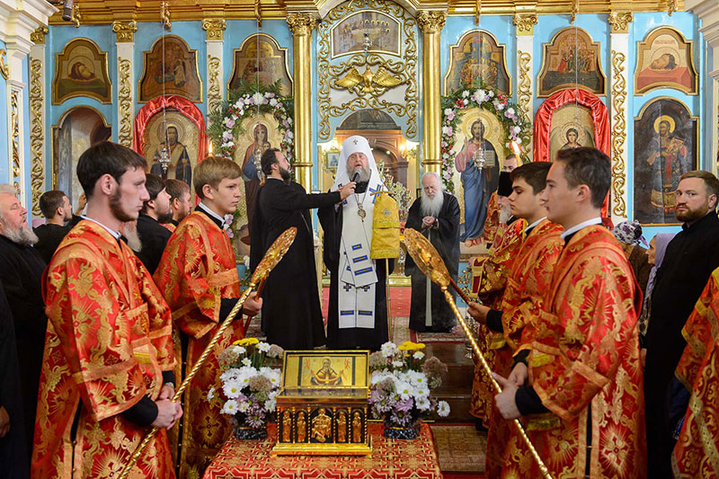 Начался визит митрополита Александра в Уральскую епархию. В столицу Западного Казахстана принесен Пояс Божией Матери
