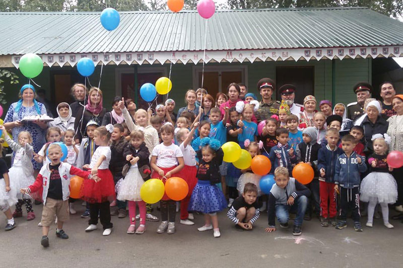 На Владимирском приходе станции Чемолган прошел праздничный концерт, посвященный Дню Москвы