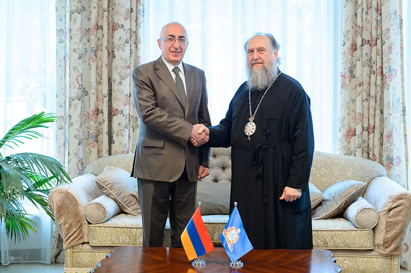 В Астане прошла встреча митрополита Александра с послом Армении в Казахстане