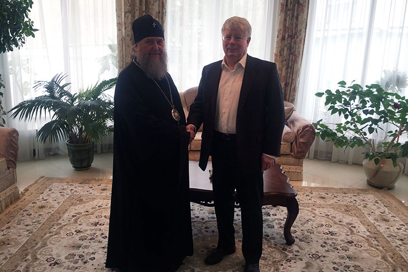 Глава Православной Церкви Казахстана и посол России обменялись поздравлениями с Днем Победы и обсудили вопросы религиозной жизни в Республике