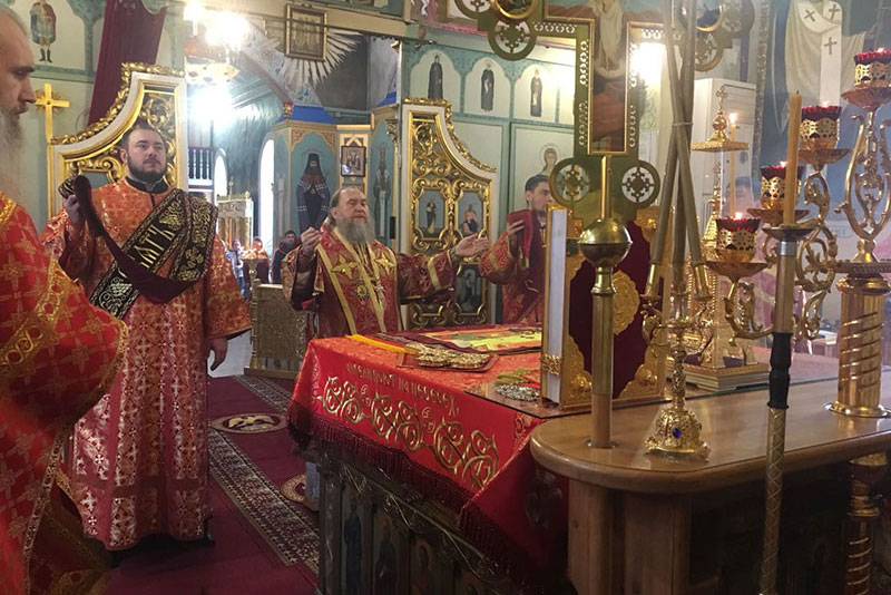 В 3-ю субботу по Пасхе митрополит Александр совершил Божественную Литургию в Константино-Еленинском соборе Астаны
